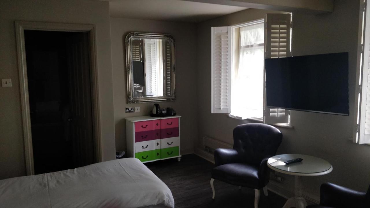 The Spread Eagle Hotel Thame Bagian luar foto