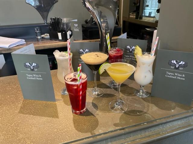 The Spread Eagle Hotel Thame Bagian luar foto