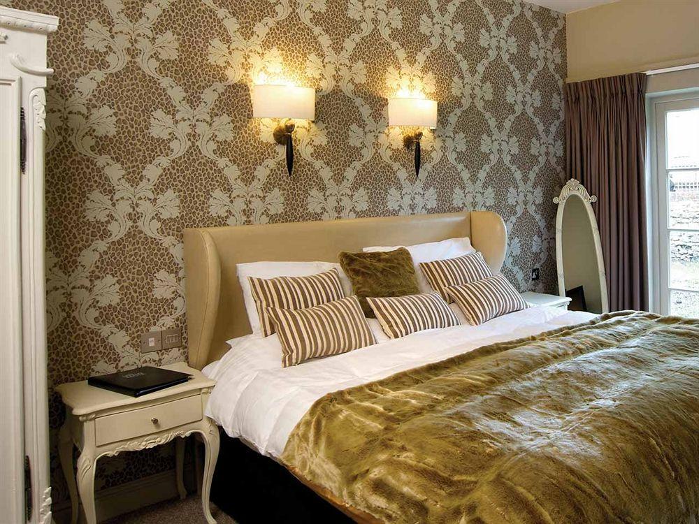 The Spread Eagle Hotel Thame Bagian luar foto