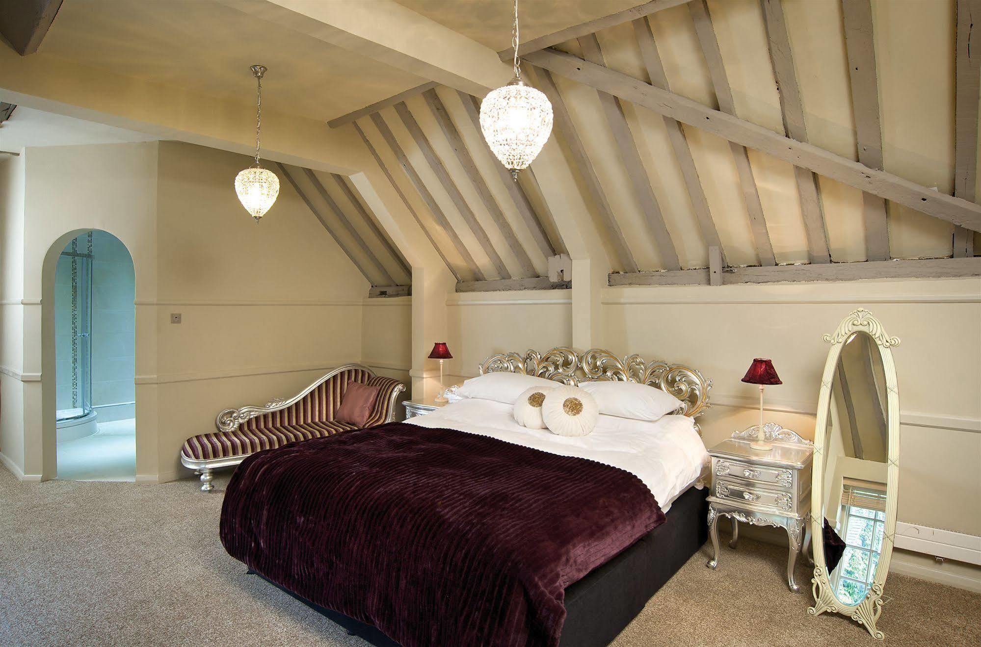 The Spread Eagle Hotel Thame Bagian luar foto